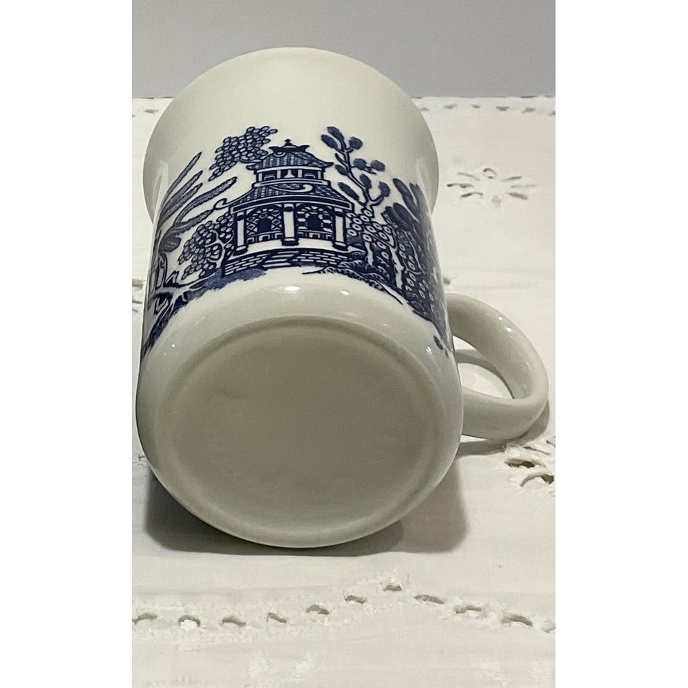 Vintage Blue Willow Churchill New Tall Coffee Mug Blue & White Chinoiserie - Picture 4 of 4